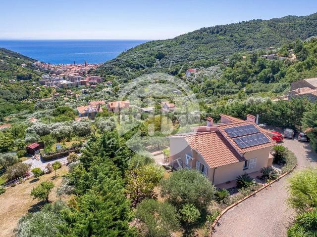 Case e ville in vendita di 333 m²