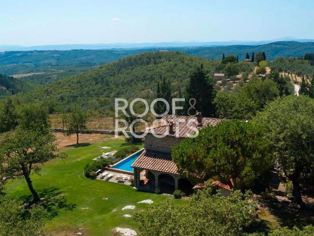 Case e ville in vendita di 333 m² in Località Casanova D&apos Ama, 36