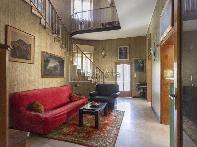 Case e ville in vendita di 335 m²