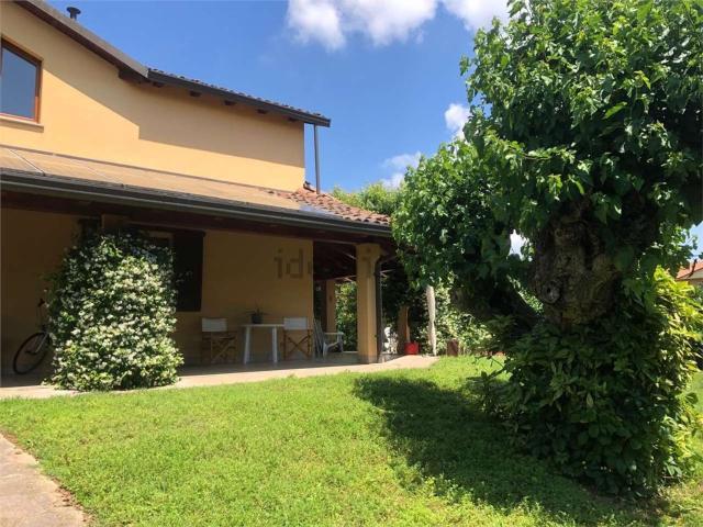 Case e ville in vendita di 335 m²