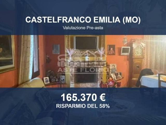 Case e ville in vendita di 335 m² in Via Andrea LONGHI, 4