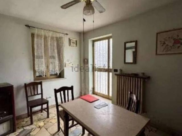 Case e ville in vendita di 336 m² in Via Scurzolengo, 19