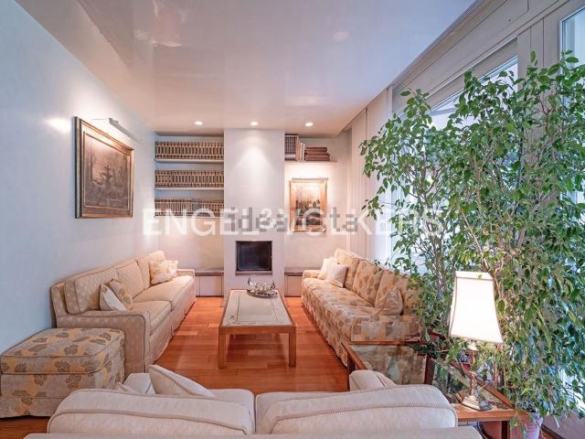 Case e ville in vendita di 336 m² in Via Privata Francesco Bartolozzi, 14
