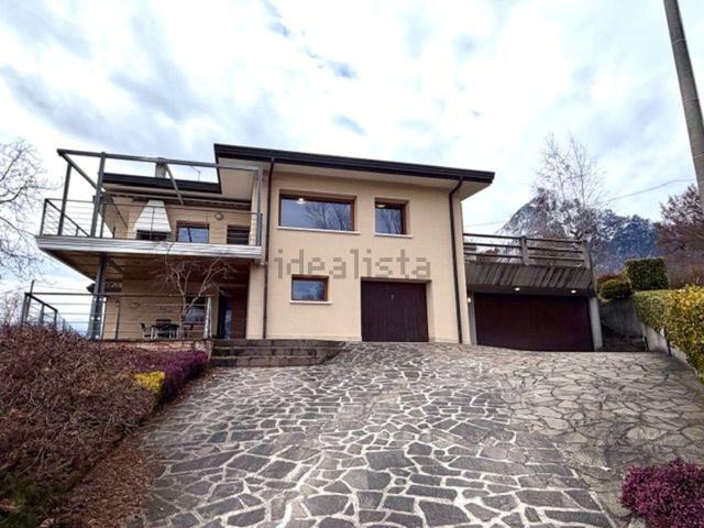 Case e ville in vendita di 336 m² in Località Roncoi di Fuori
