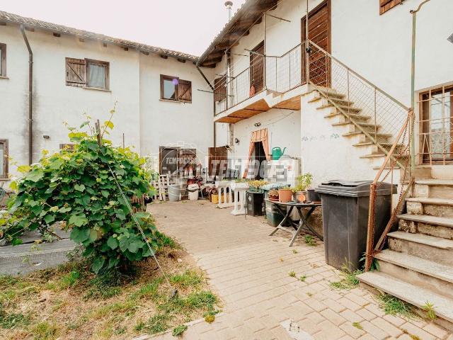 Case e ville in vendita di 337 m² in Via Striolo, 11