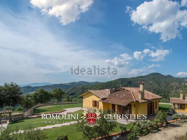 Case e ville in vendita di 338 m²