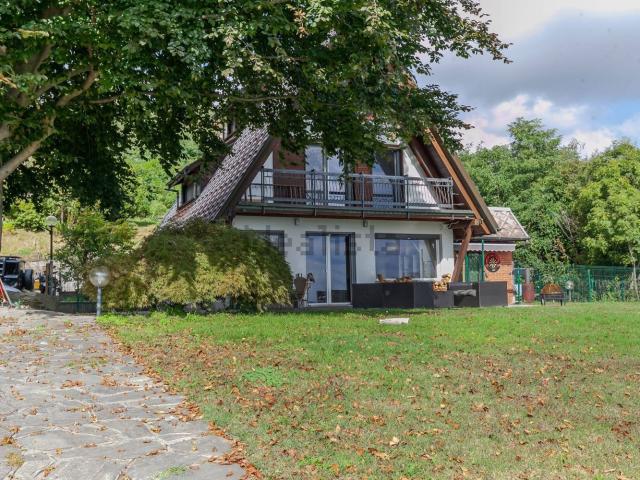 Case e ville in vendita di 338 m²