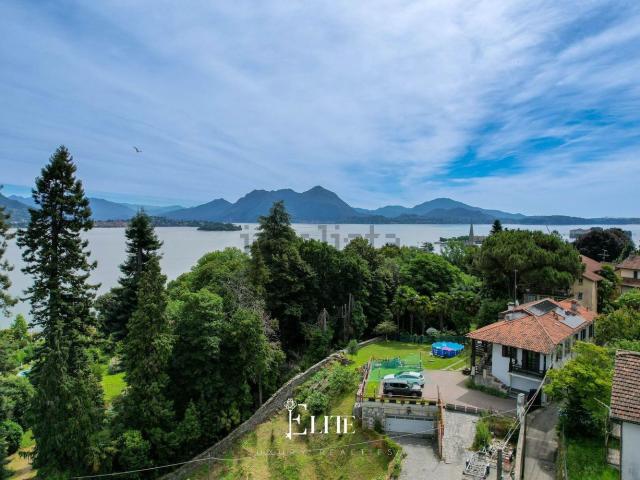 Case e ville in vendita di 247 m² in Via Molini, 19