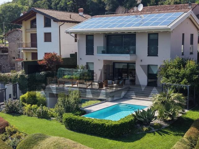 Case e ville in vendita di 340 m²