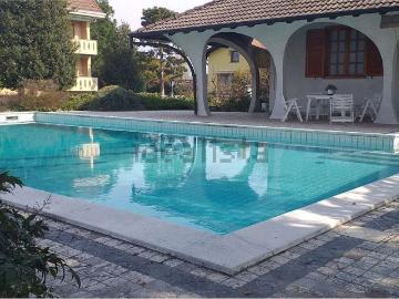 Case e ville in vendita di 340 m²