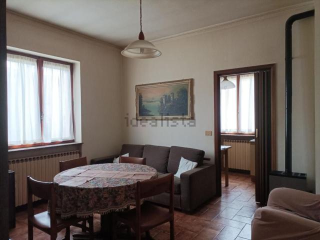 Case e ville in vendita di 340 m² in Via Roma