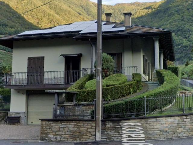 Case e ville in vendita di 340 m² in Via Giuseppe Mazzini