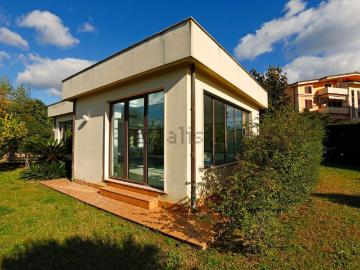 Case e ville in vendita di 340 m² in Via Feudo Vecchio, 3