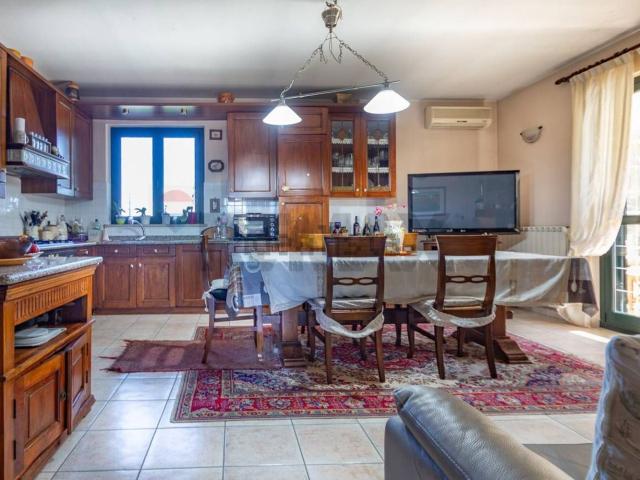 Case e ville in vendita di 340 m² in Via San Nicolai, 16