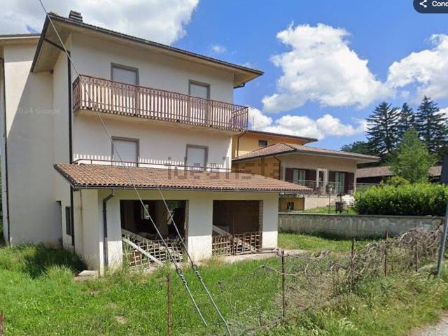Case e ville in vendita di 340 m² in Via San Bartolomeo
