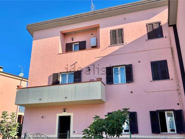 Case e ville in vendita di 340 m² in Via San Lorenzo del Vallo, 6