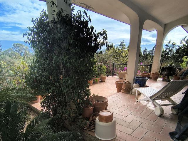 Case e ville in vendita di 345 m² in Via Furbara Sasso