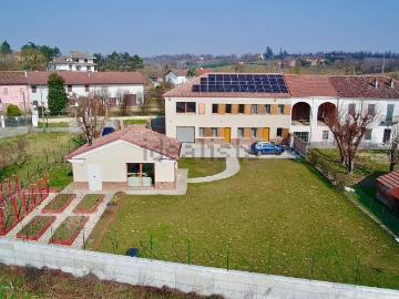 Case e ville in vendita di 345 m² in Via Valle Quarta, 4