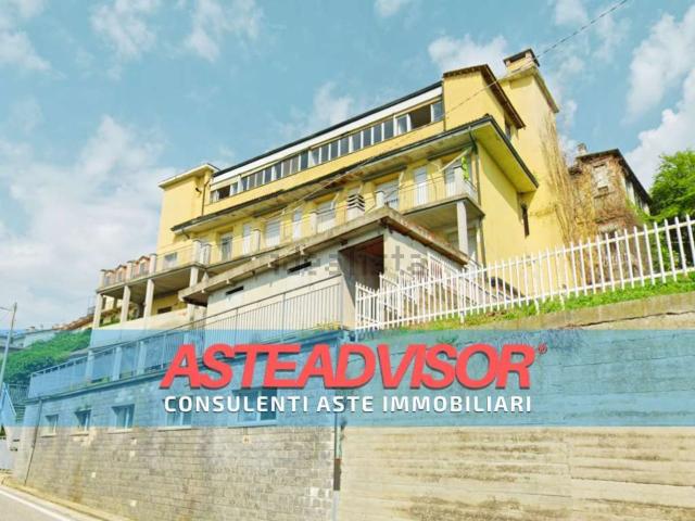 Case e ville in vendita di 3465 m² in Via Sant&apos Andrea, 1