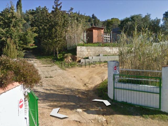 Case e ville in vendita di 346 m² in Via G. E. Spicer, 6