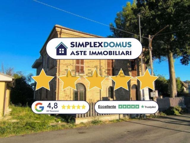Case e ville in vendita di 348 m² in Frazione Favale