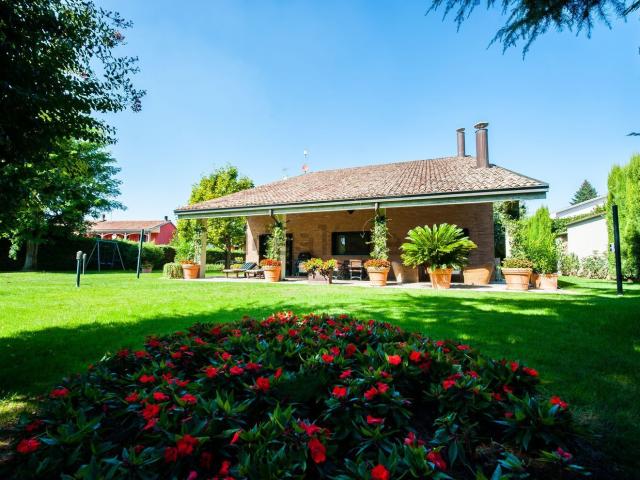 Case e ville in vendita di 350 m²