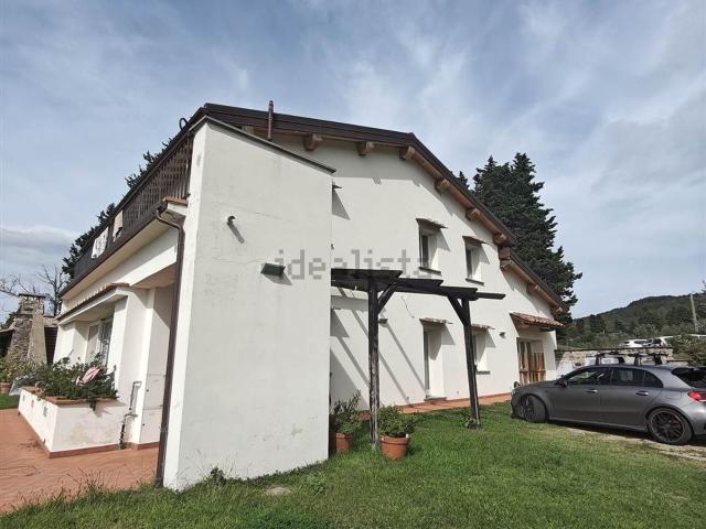 Case e ville in vendita di 350 m²