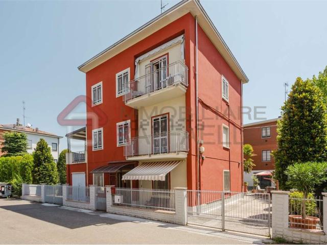 Case e ville in vendita di 350 m²