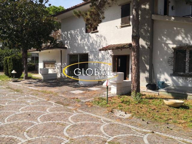 Case e ville in vendita di 350 m²