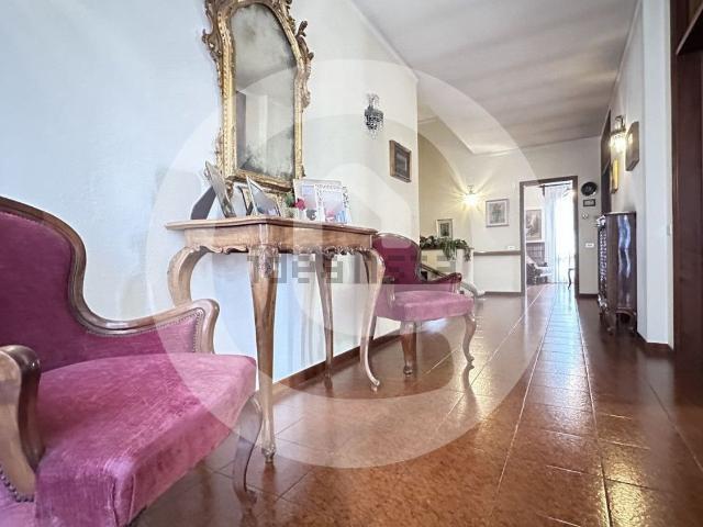 Case e ville in vendita di 350 m²