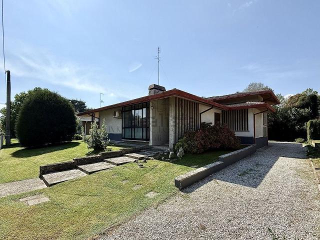 Case e ville in vendita di 350 m²