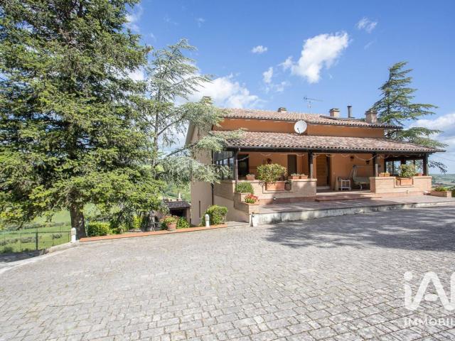 Case e ville in vendita di 350 m²