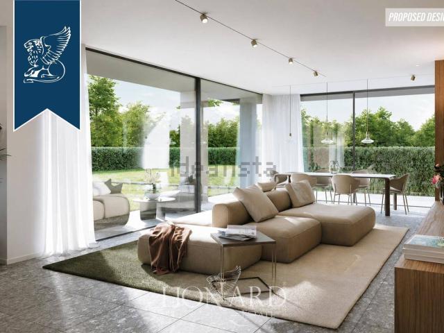 Case e ville in vendita di 350 m²