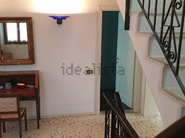 Case e ville in vendita di 350 m²