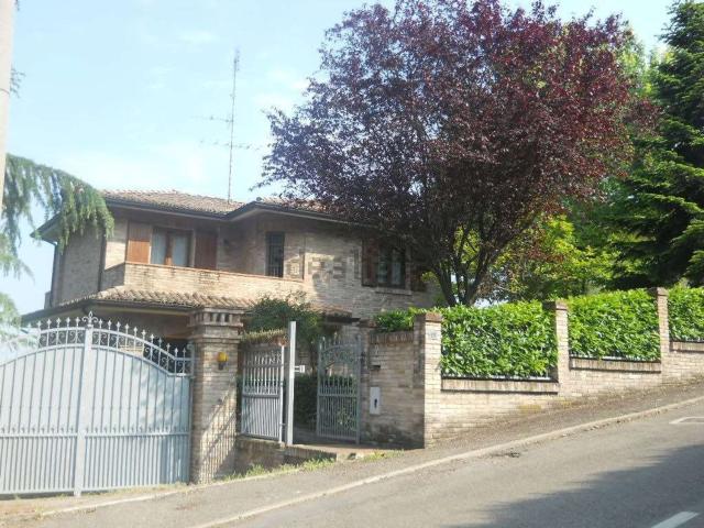 Case e ville in vendita di 350 m²