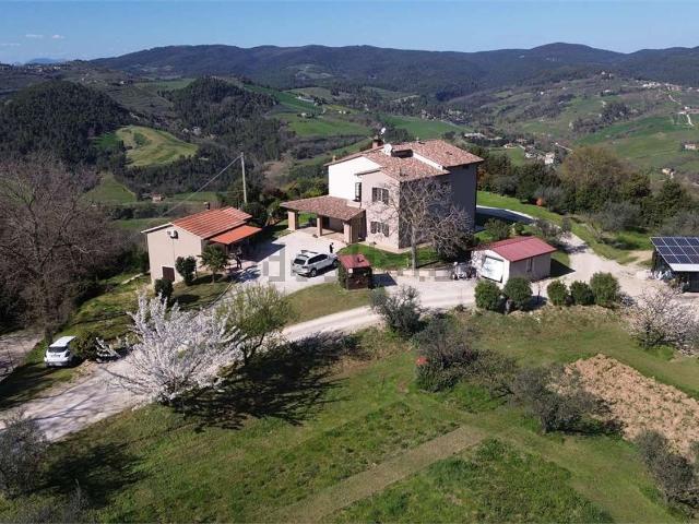 Case e ville in vendita di 350 m²