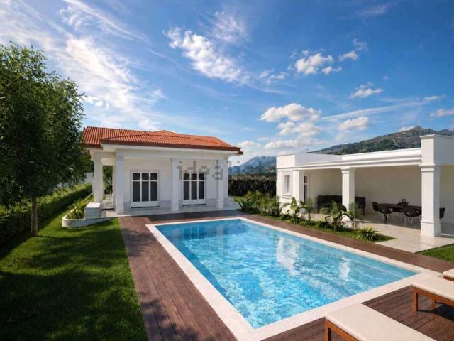 Case e ville in vendita di 350 m²