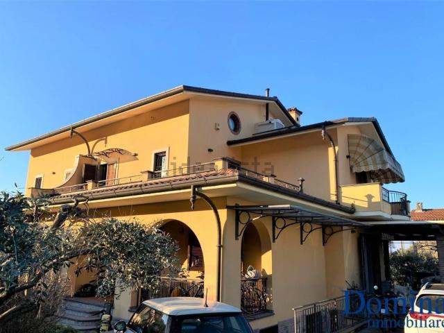 Case e ville in vendita di 350 m²