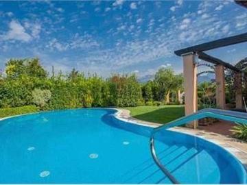 Case e ville in vendita di 350 m²