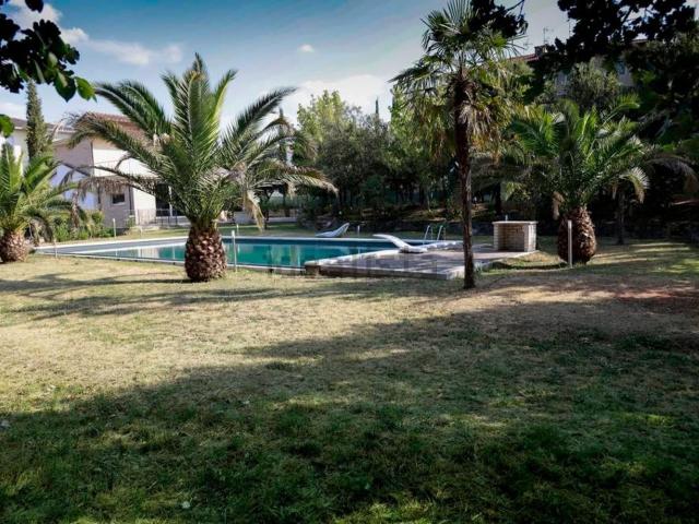 Case e ville in vendita di 350 m²