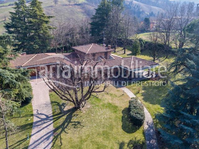 Case e ville in vendita di 350 m²