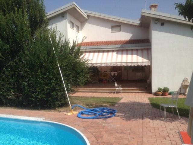 Case e ville in vendita di 350 m²