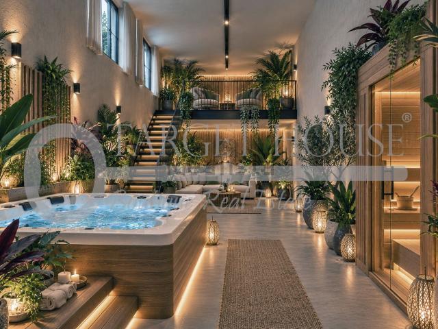 Case e ville in vendita di 350 m² in Via Carcano