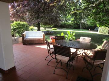 Case e ville in vendita di 350 m² in Via Cellini