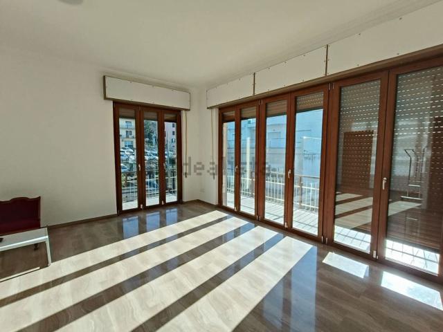 Case e ville in vendita di 350 m² in Via Alexander Langer