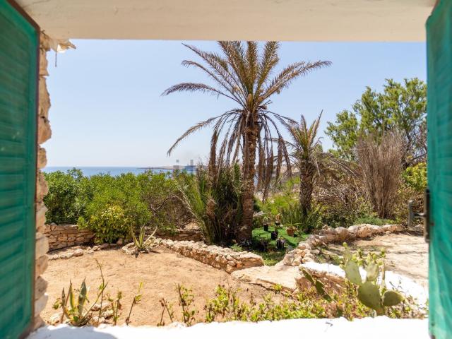 Case e ville in vendita di 350 m² in Via Grecale