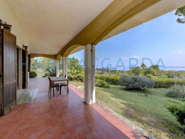 Case e ville in vendita di 350 m² in Via Daller Bianca