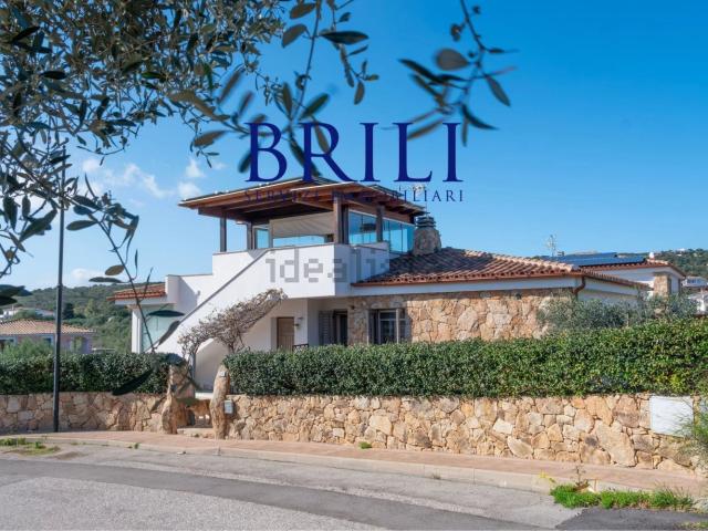 Case e ville in vendita di 350 m² in Via del Faro
