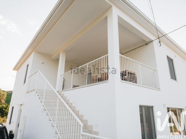 Case e ville in vendita di 350 m² in Via Sorripe, 23