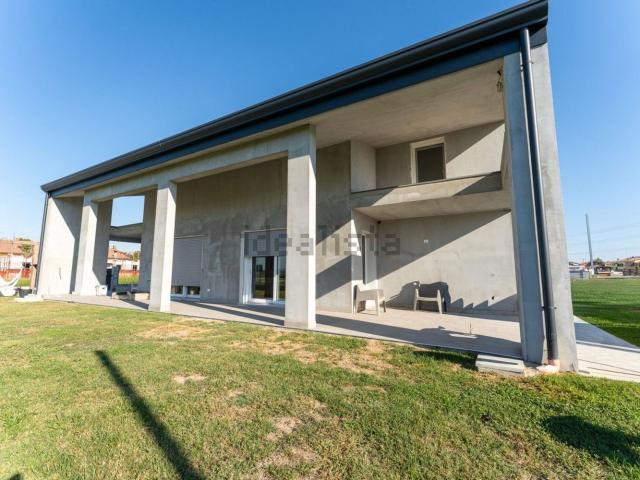 Case e ville in vendita di 350 m² in Via Santa Margherita, 1